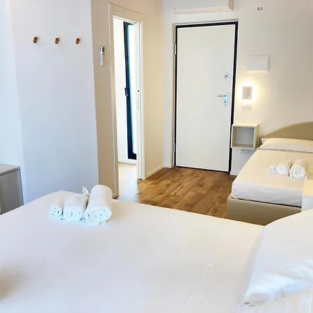 ベッド・アンド・ブレックファスト La Perla Relais ヌマーナ