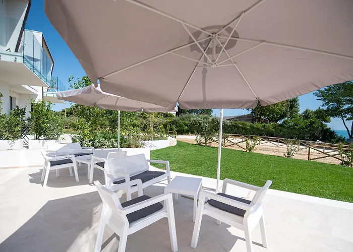 La Perla Relais Bed & Breakfast 4*